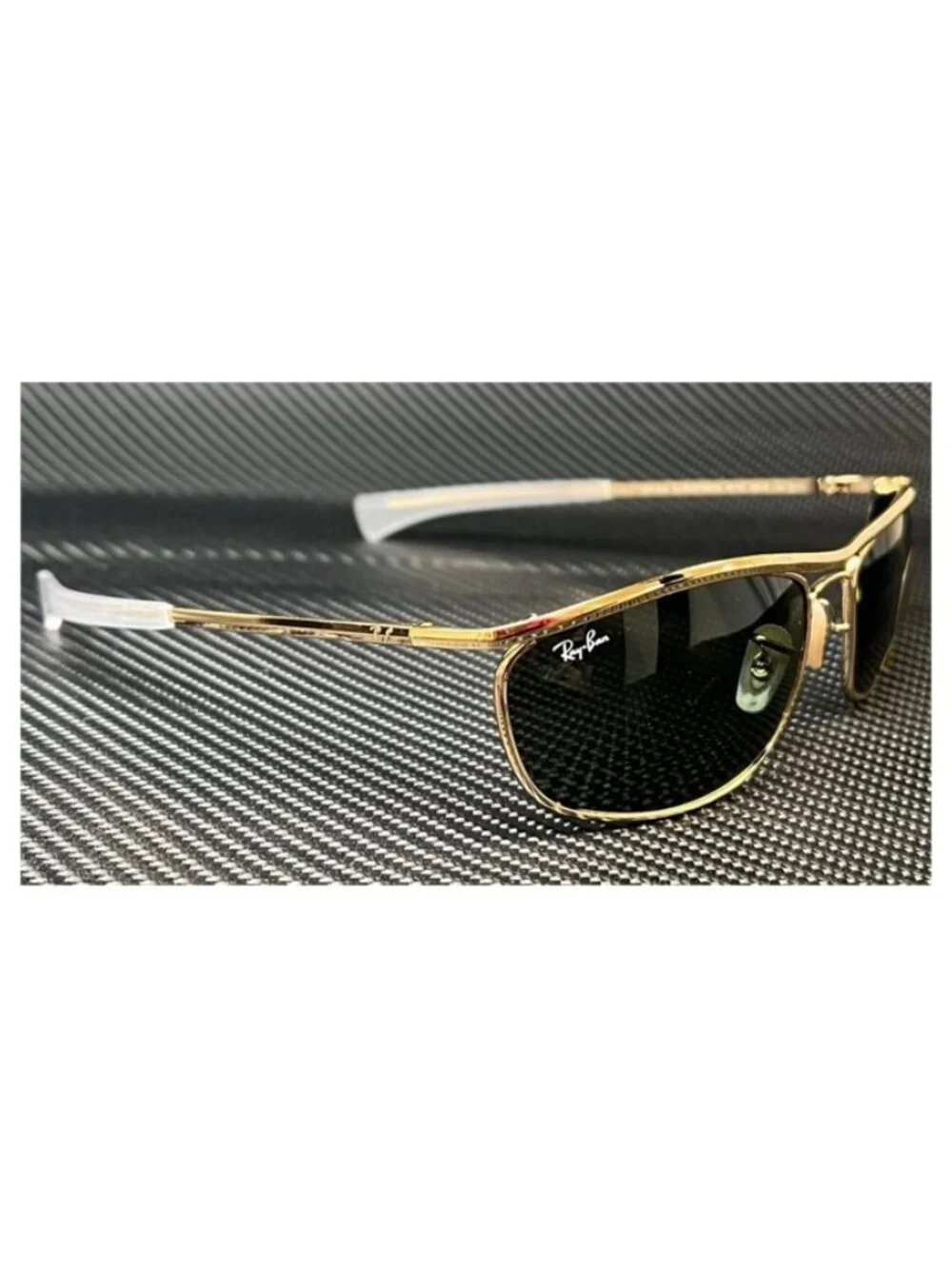 Ray-Ban new tags